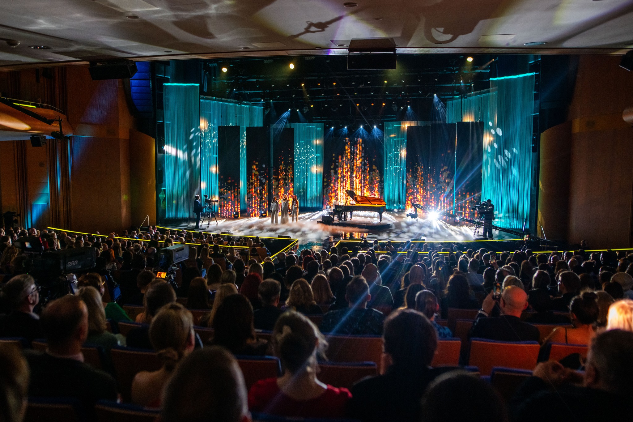 Esmaspäeval, 30. märtsil toimub Eesti filmi- ja teleauhindade pressikonverents, kus kuulutatakse välja tänavused filmi- ja telekategooria nominendid. Üritus toi